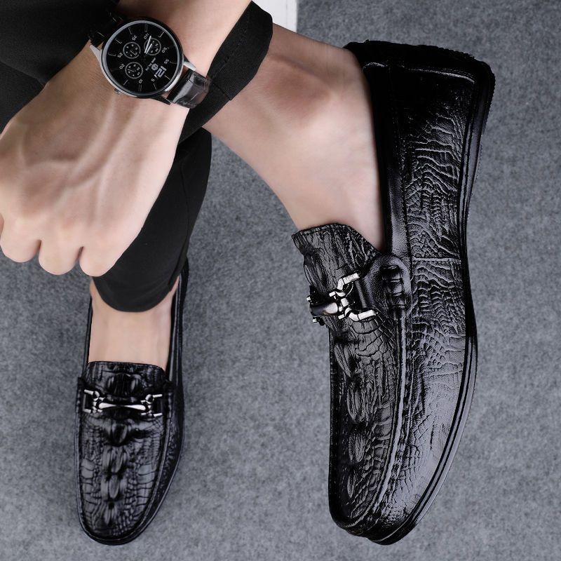 Men's Business Leather Shoes with Crocodile Pattern Bean Shoes Casual Men's Shoes Versatile Soft soled Shoes