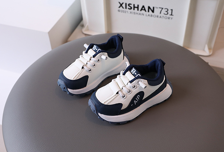 Children's Shoes Spring and Autumn Girls White Shoes Non-slip Children Baby Shoes Shell Head Sports Shoes Soft and Comfortable