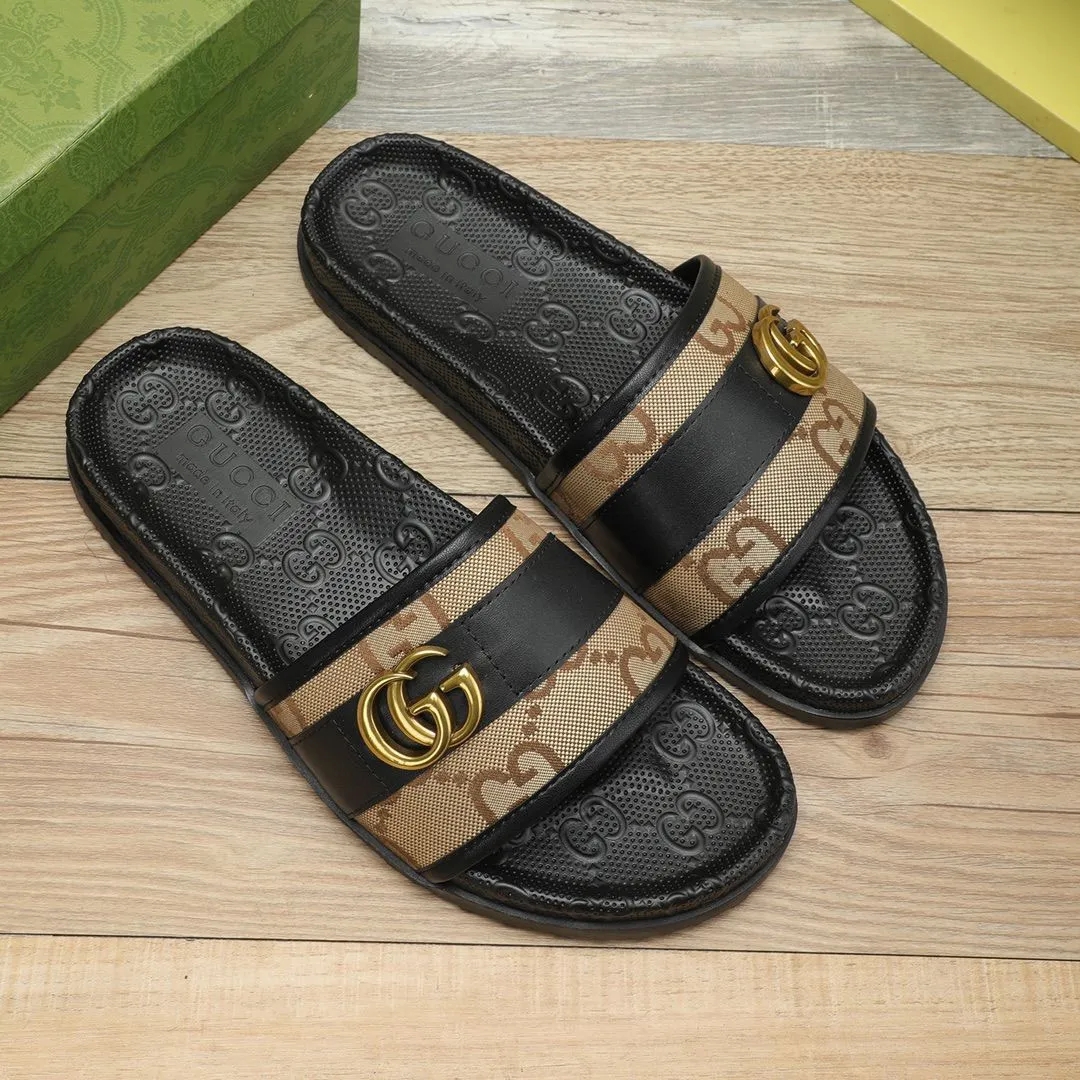 2024 Sandals for Men in Europe, America, Home, Super Soft Instagram, Europe, America, England, Horse Titles Buckle Slippers