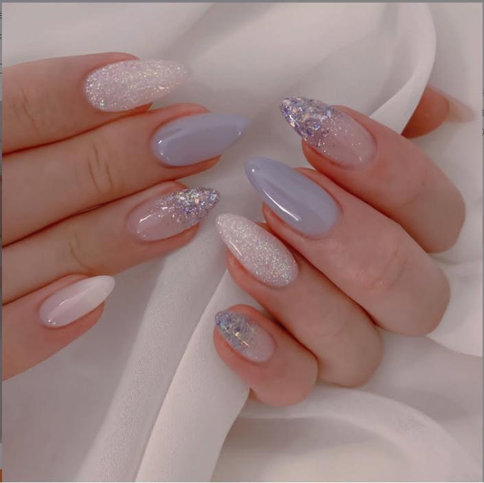 24Pcs Short Almond Ballet False Nails With Light Blue Edge Design French Press on Nails Wearable Almond Full Cover Fake Nail Tip