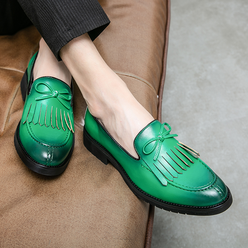 casual loafers Men Leather Shoes Fashion Wedding Party Shoes Luxury Men Designer Business Flats Shoes Large Size New tassel