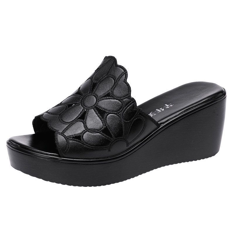 Soft leather Slope Heel Sandals Women's Summer Wear New Muffin Thick Bottom Fish Mouth Waterproof Platform Soft Bottom Shoes