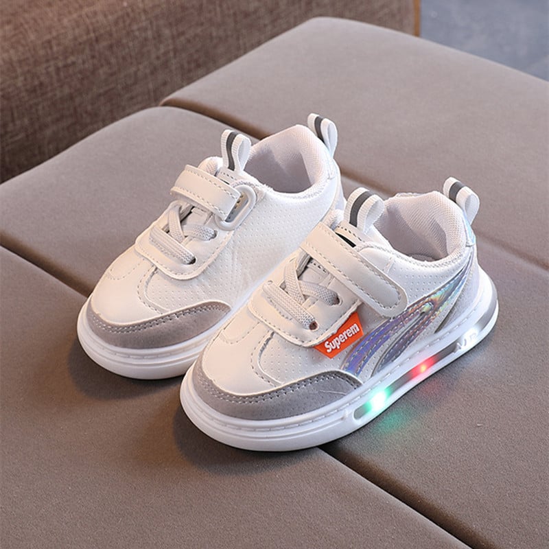 Boys and girls shoes new luminous shoes LED casual shoes sports shoes luminous baby shoes