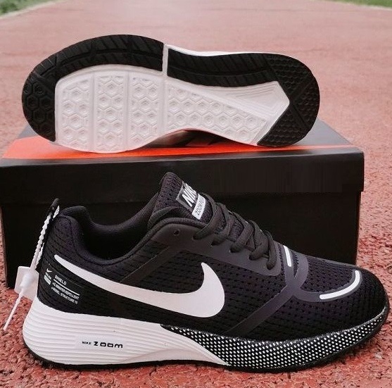 new summer moon landing mesh breathable men's shoes breathable soft sole leisure sports fitness running