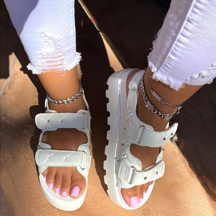 2023 New platform sandals female rivet plaid muffin European and American plus size one word Velcro Roman sandals Sandales