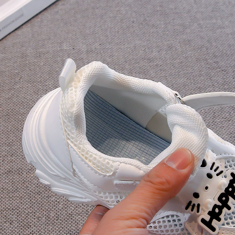 2025 Spring/Summer New Girl's Breathable Cartoon Mesh Sneakers Non slip Soft Bottom Running Shoes