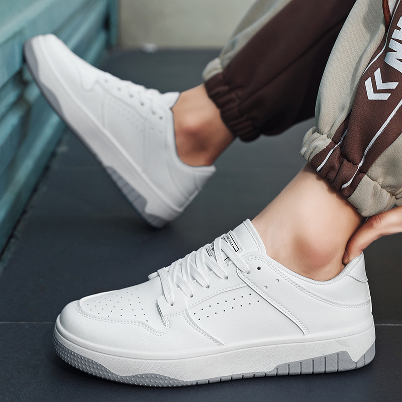 2023 new breathable sports board shoes men fashion trend sports shoes small white shoes