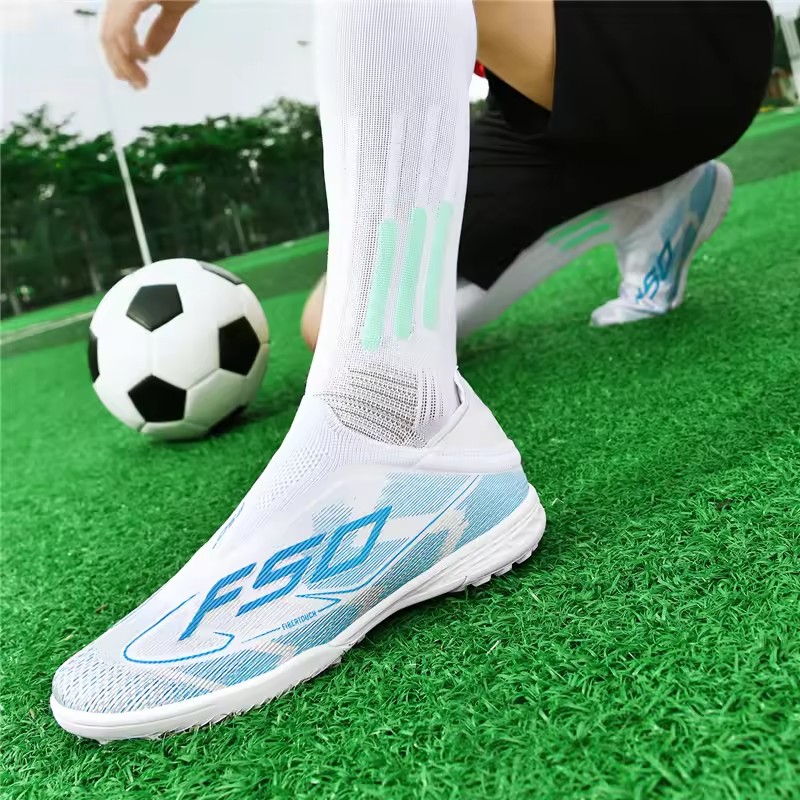 Men Football Boots Professional Society Cleats Original TF/FG Top Quality Indoor Soccer Shoes Booties Comfortable Sneaker