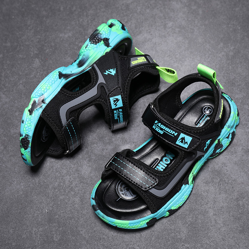 New Summer Beach Water Children Sandals Fashion Shoes Lightweight Non-slip Soft Bottom Shading Leather Boys Comfortable