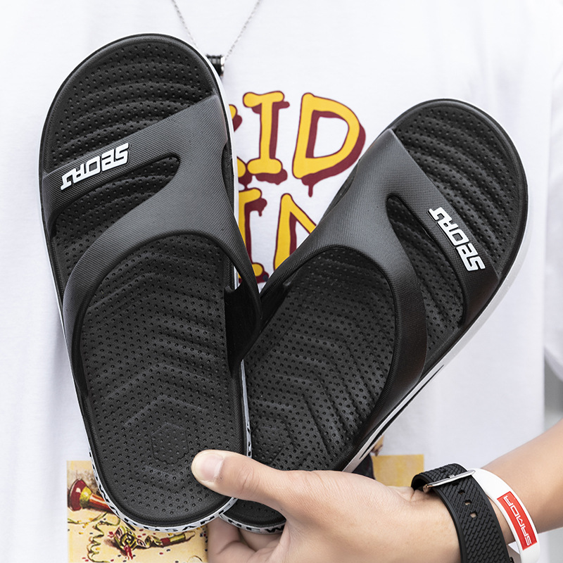 2023 New Slippers Men's Outwear Fashion Casual Korean Fashion Slippers Soft Sole Outdoor Beach Shoes Slippers