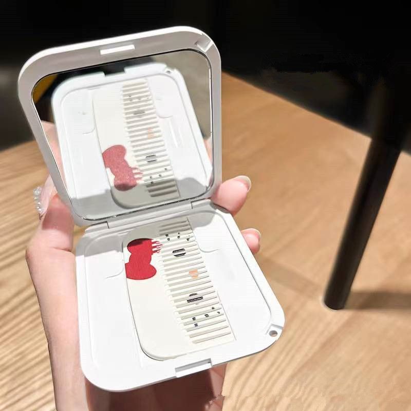 Butterfly Hello Kitty Handheld Folding Makeup Mirror Cartoon Cute Student Small Mirror Portable Makeup Mirror Comb One Piece B2