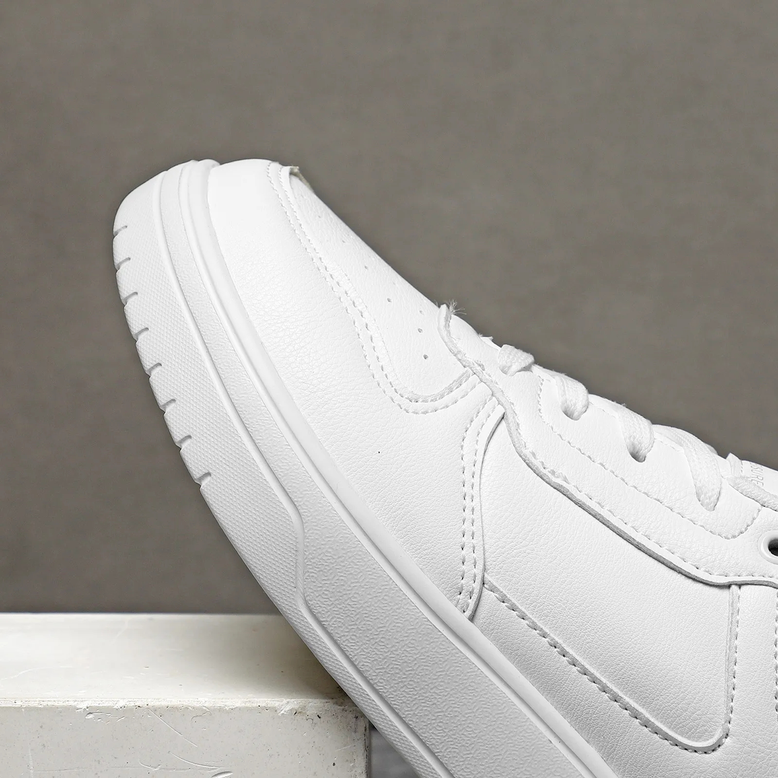 Men Shoes Brand Casual Shoes for Men Comfortable Sneakers Lightweight Walking WoMen Shoes Tenis Masculino Plus Size 35-46