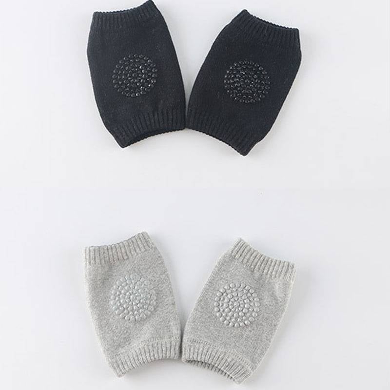 Baby crawling pad for comfortable non-slip knee protectors