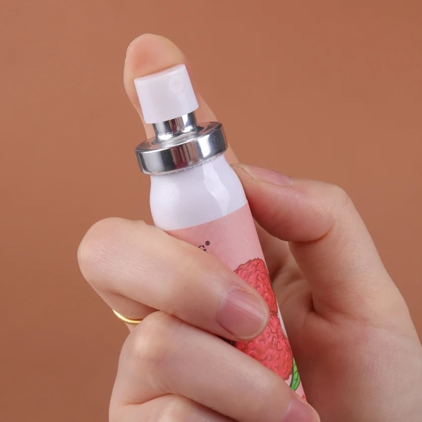 1PC Oral Fresh Spray Mouth Freshener Oral Odor Treatment Oral Remove Bad Breath Fruit Litchi Peach Flavor Persistent Oral Care