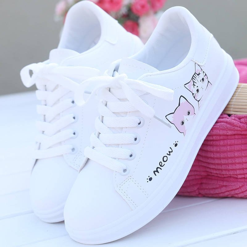Small white shoes for women in spring and autumn; flat tide shoes for students; versatile spring and autumn sports casual shoes