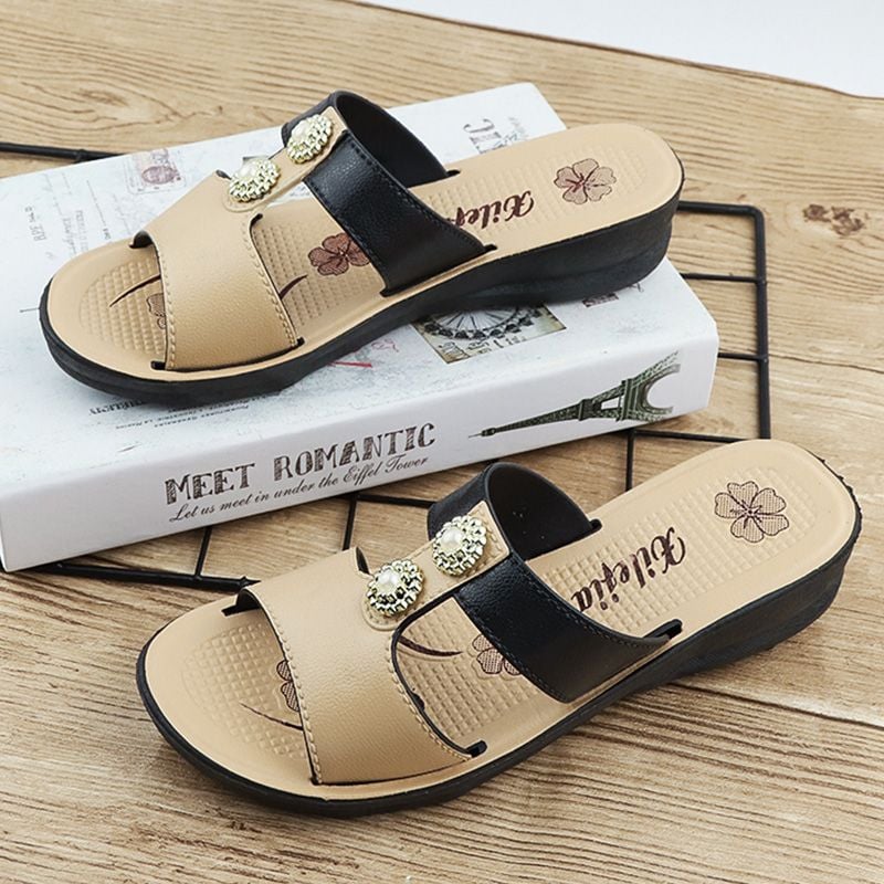 Summer new popular women's cool slippers with anti slip thick sole and fashionable women's shoes