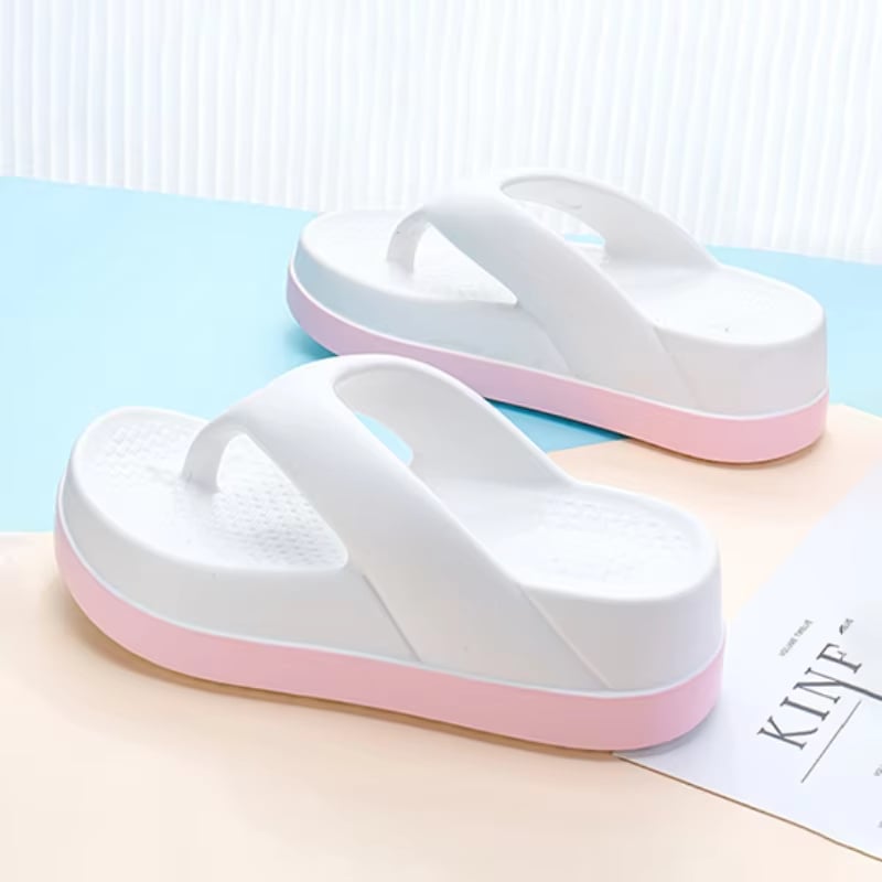 Woman flip flops Popular Design Shoes trend Casual Platform Sandals non-slip Outdoor slippers Unique features Flat sandals