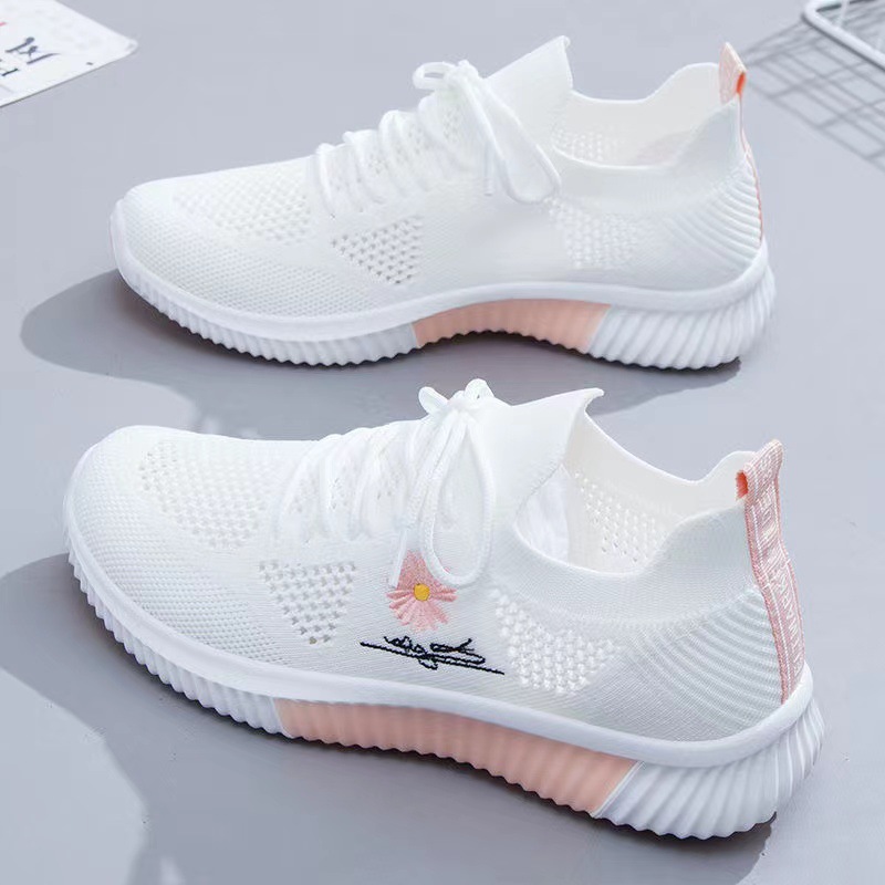Spring and Summer Women's Flyknit Sports Shoes Fashion Versatile Running Shoes Mesh Breathable Casual Female Student