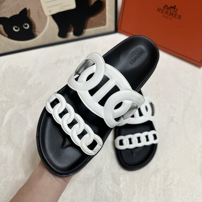 Hermes Spring and Summer Classic Pig Nose Slippers Chypre Women's Erlong Slippers One Stirrup Beach Flat Sandals