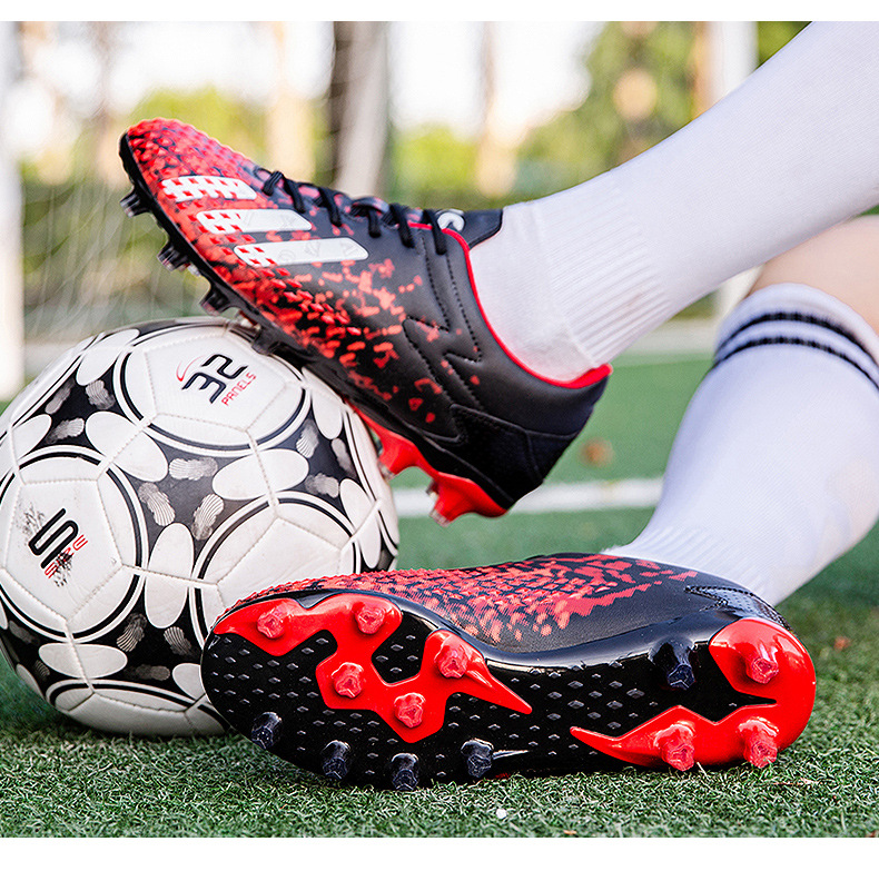 Men Cleats Football Boots High Top Soccer Sneakers Turf Futsal Outdoor Fashion White Sport Shoes