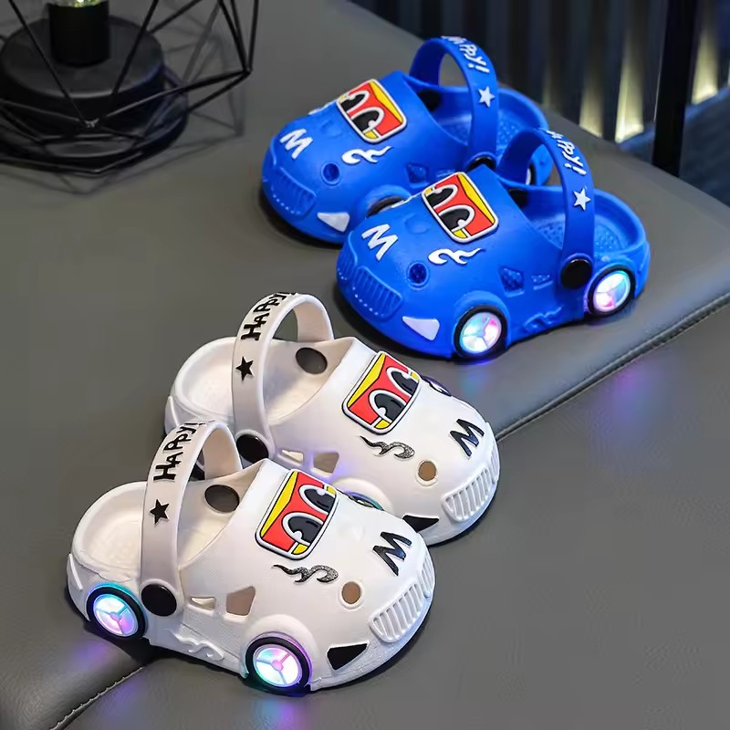 Children's Slippers 2026 Summer New Boys' Car Shaped Wheels Will Light Up Anti Slip Soft Bottom Baby Beach Slippers