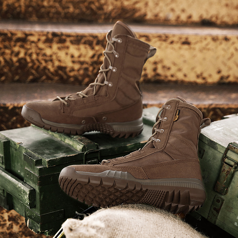 2024 Men's waterproof high top boots outdoor men's boots desert shoes