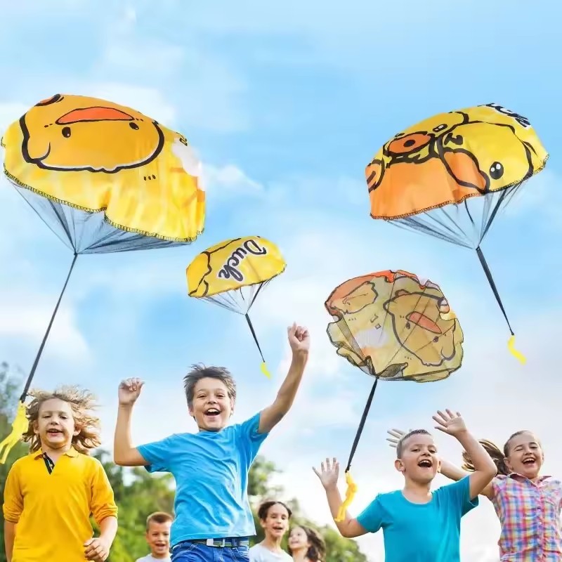 1PC Yellow Duck Children Parachute Outdoor Sports Hand Throwing Parachute Toy Park Small Game Prop Park Toy Sports