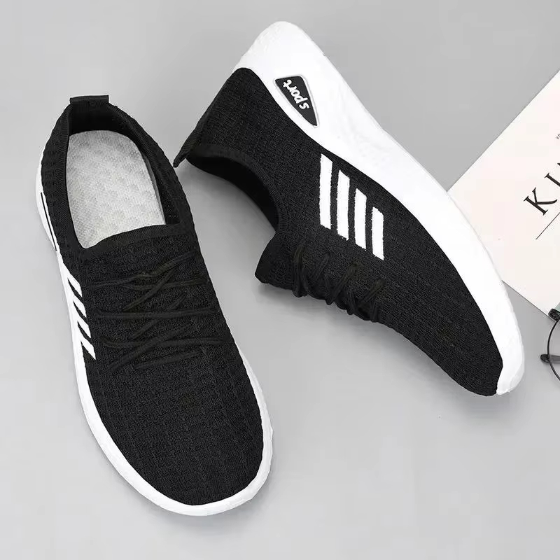 Old Beijing Cloth Shoes Women's 2025 Korean Edition Casual Sports Shoes Breathable, Lightweight, Soft soled Running Shoes