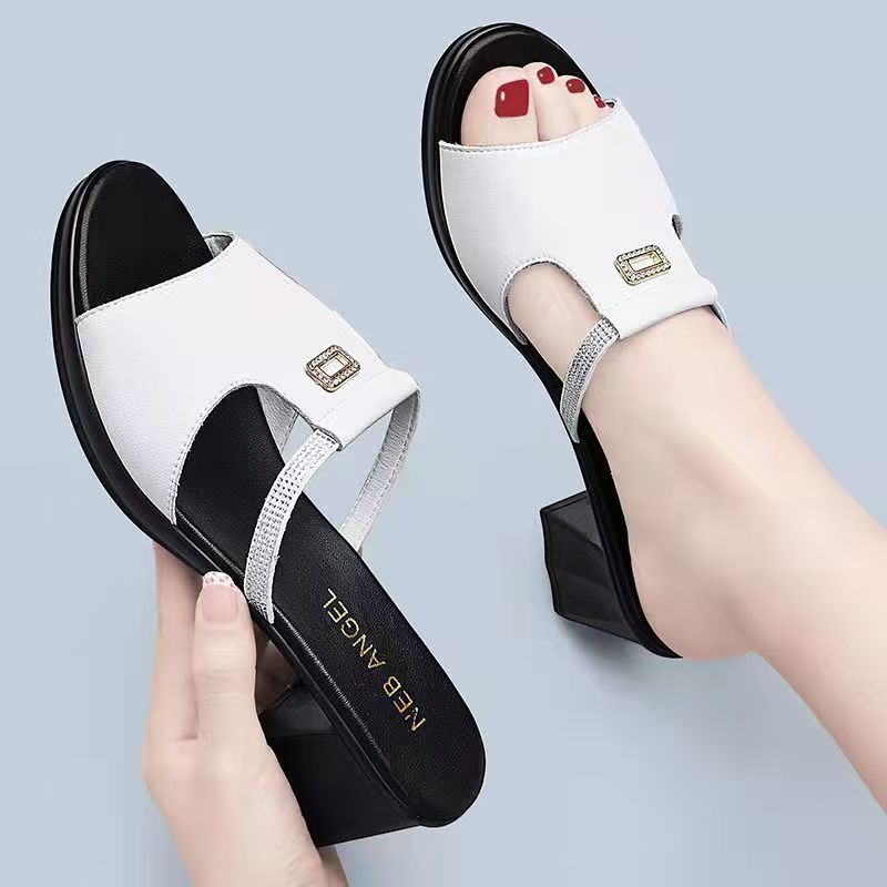 Women's Peep Toe Slippers Summer New Soft Sole Non Slip Fashion Versatile Outdoor Med Heel Slippers Sandals