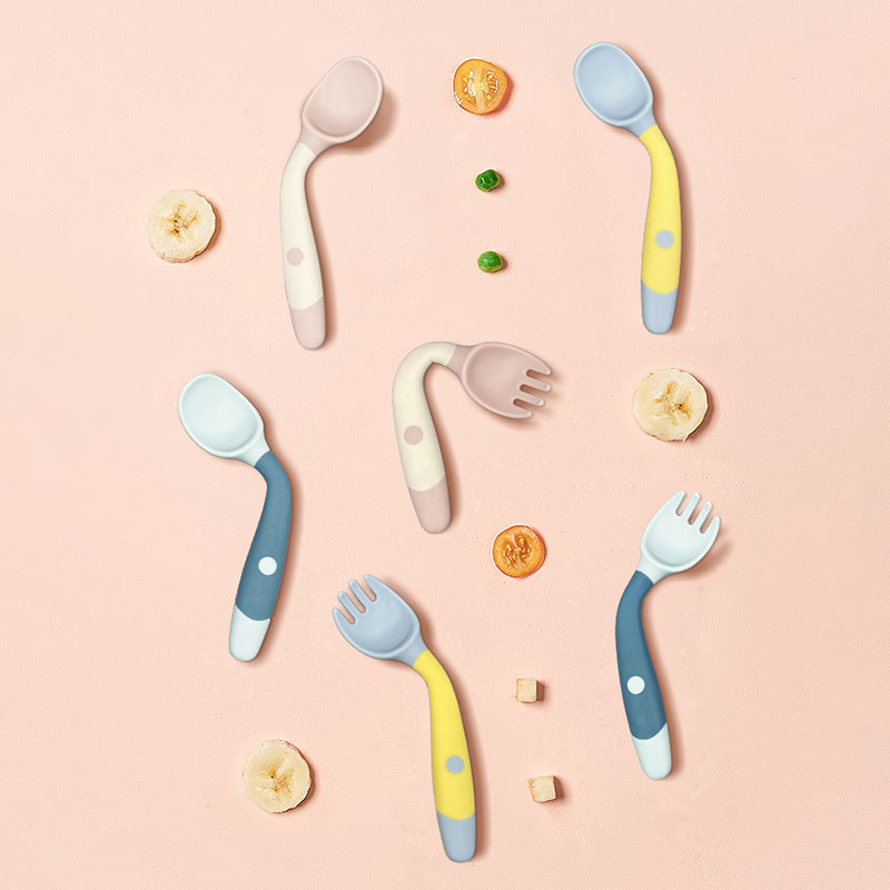 Silicone Spoon For Baby Utensils Set Auxiliary Food Toddler Learn To Eat Training Bendable Soft Fork Infant Tableware &