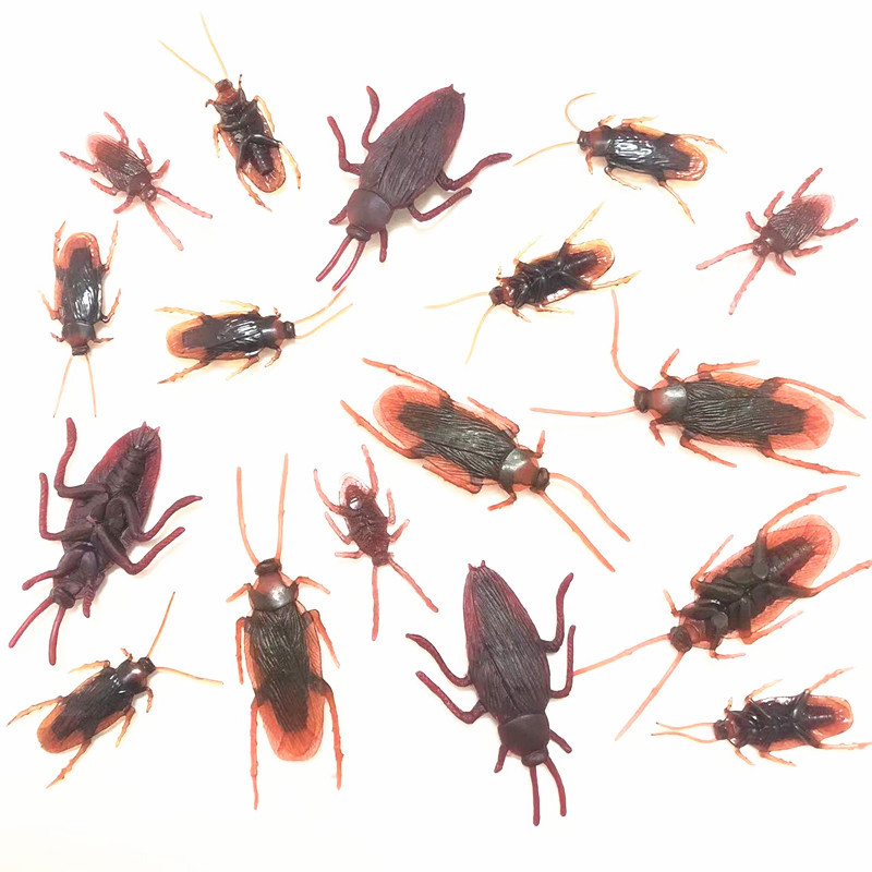 8pc simulation cockroach Halloween April Fool's day tricky little toy accessories 5 styles simulation cockroach