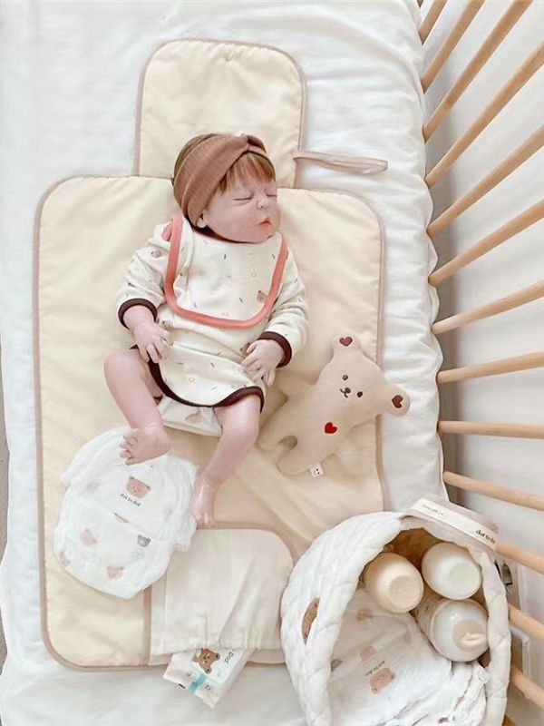 1pcs Foldable Portable Diaper Changing Pad Waterproof Baby Infant Diaper Urine Mat for Newborn Simple Bedding Changing Cover Pad