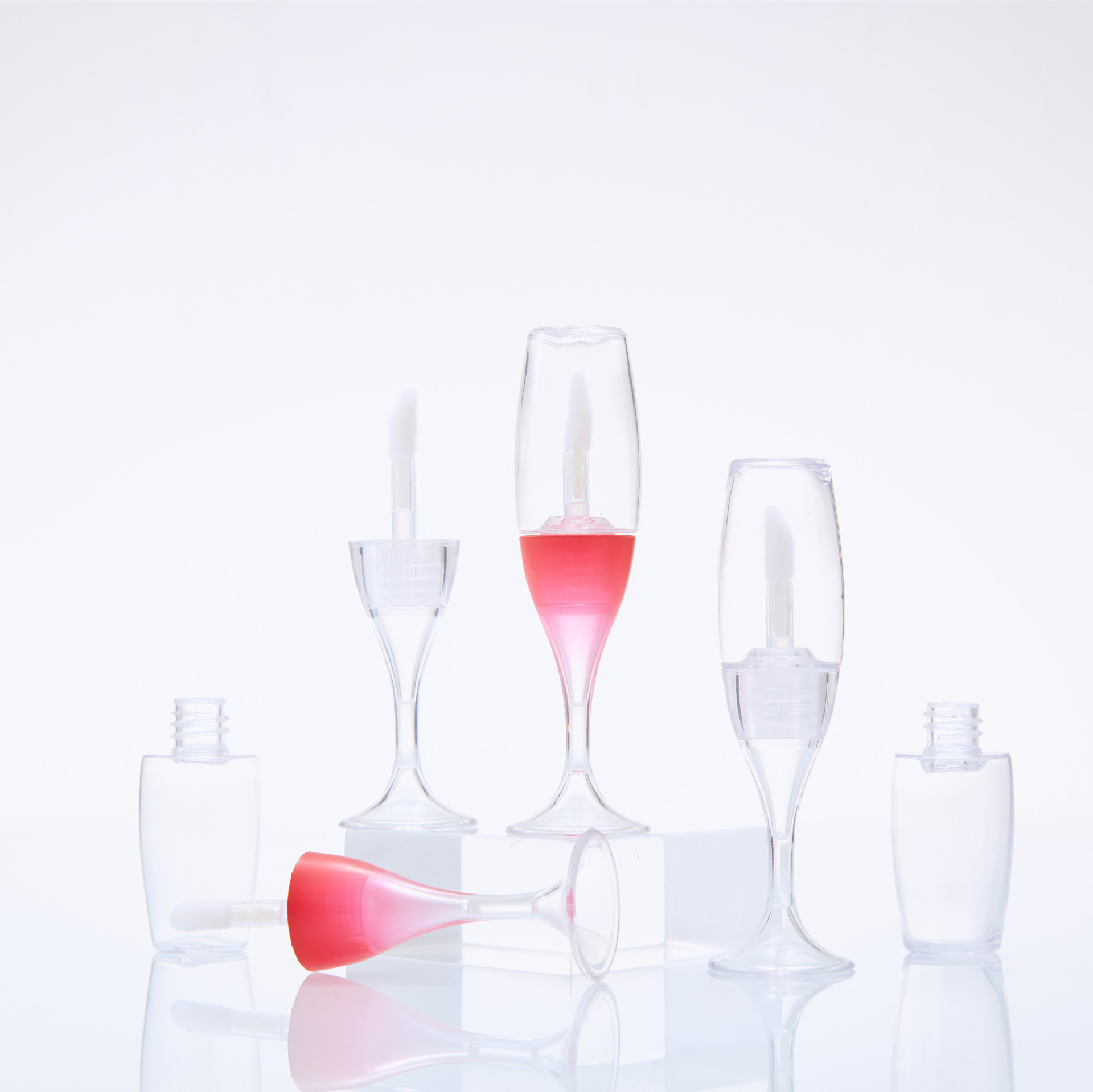 1pcs Creative Mini Wine Glass Shaped Empty Lip Gloss Tube Mini Refillable Bottles Lip Glaze Container Sample Vials Pink White