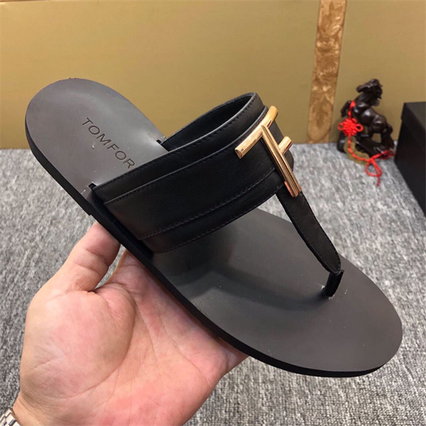 TOMFORD men's genuine leather flip flops