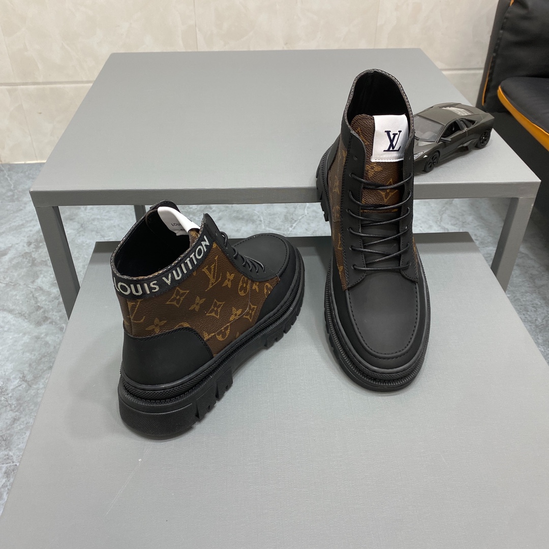 Prada Martin boots non-slip shock absorption hiking shoes comfortable and wear-resistant short boots retro outdoor shoes 38-44