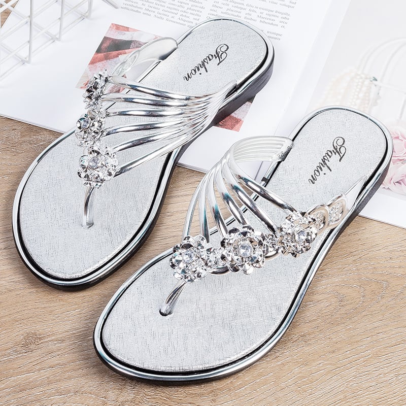 Ladies' flip flops fashionable flat bottomed flip flops casual beach sandals beach sandals