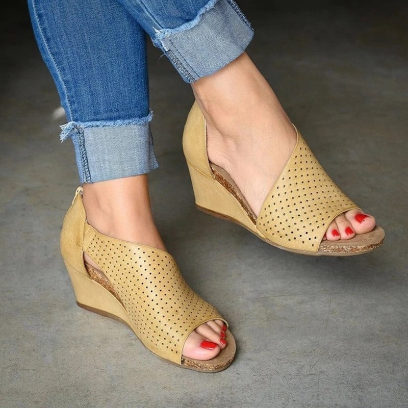 Women's shoes Summer Hollow Breathable Sandals Women's Slope Heel Hollow Fish Mouth Roman Shoes
