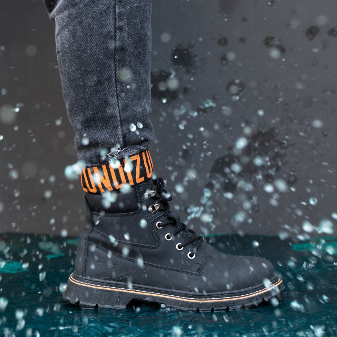 Men Puncture Proof Safety Shoes Workplace Anti-smashing Anti-static Security Work Shoes Steel Toe Outdoor Ankle Hiking Sneakers