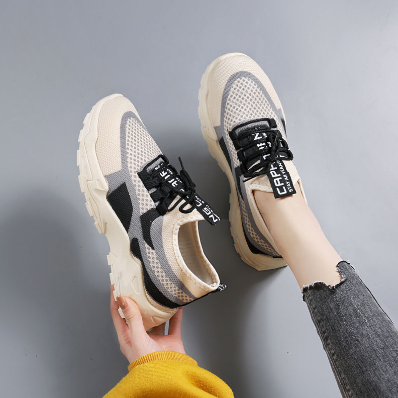 New Ultra-light Running Shoes Sports Women's Shoes Mesh Non-slip Breathable Soft-soled Lightweight Casual Shoes