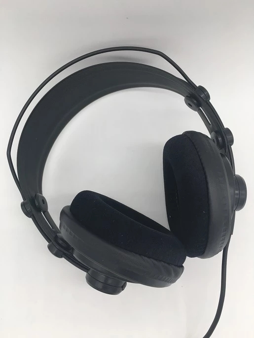 SAMSON SR850 Studio Monitor Headphone Dynamic Headset Semi-Open For Recording Monitoring Music Game Playing , Velvet Earpad
