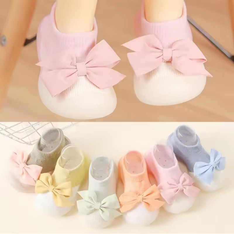 Bow shaped baby girl princess style indoor and outdoor anti slip and anti-collision baby walking shoes and socks