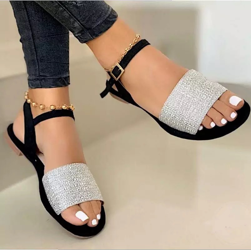 Flat casual sandals for women, new plus size one button with solid color, European and American open toed fish mouth sandals