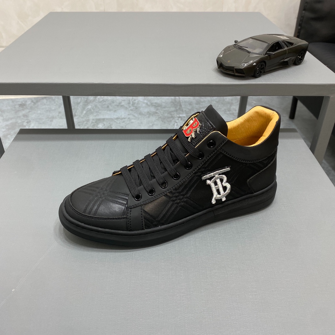 Burberry sneakers Breathable sneakers High-top casual shoes Lightweight sneakers Couple shoes Size: 38-44
