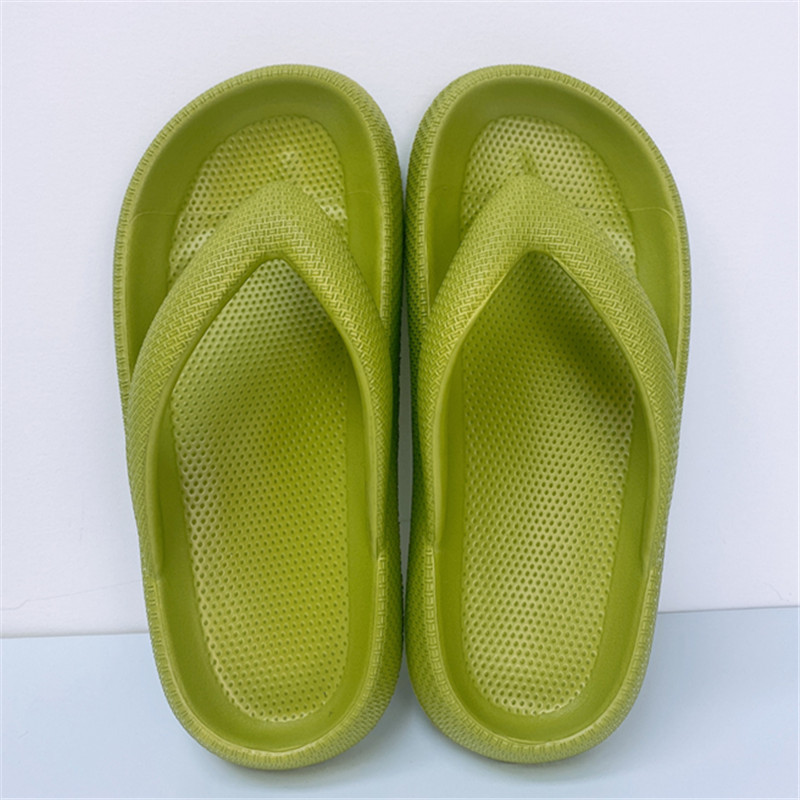Soft Sole Platform Flip Flops Women 2025 Summer Beach Non Slip Cloud Slippers Woman Thick Sole Clip Toe Bathroom Slides Sandals