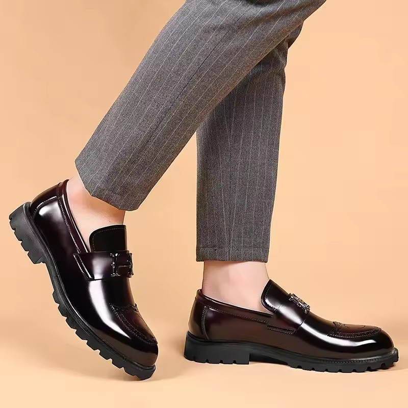 Open bead matte craft leather shoes with men's polished dual tone upper and men's shoe cover