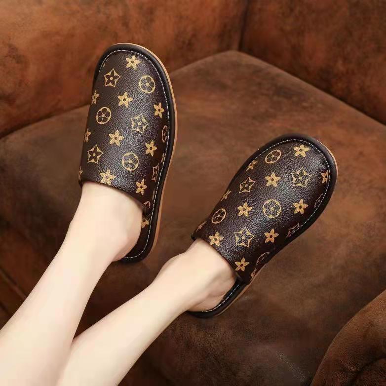 slippers female summer new fashion non-slip couple summer sandals and slippers for men and women