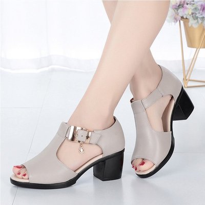 Women Sandals Summer hing Heel Fashion Sexy Fish Mouth Hollow Roman Sandals Thick With Beaded High Heels Female Sandals