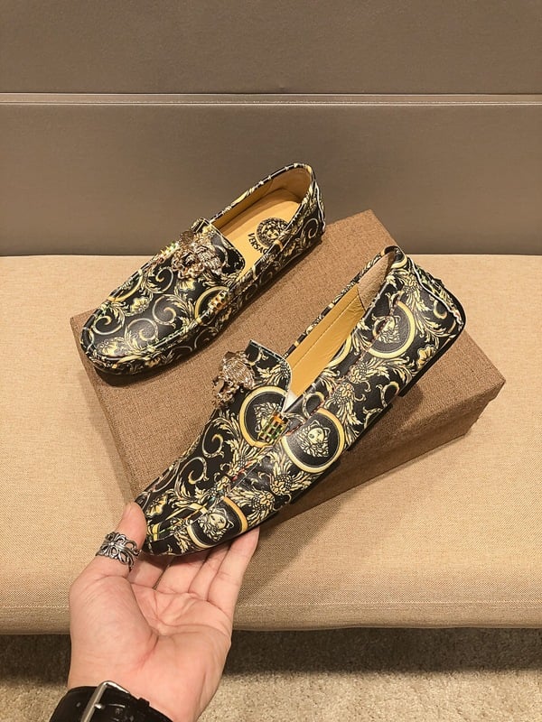 Versace casual shoes Low-cut peas shoes One-legged lazy shoes Men's leather shoes Driving shoes Size 38-44