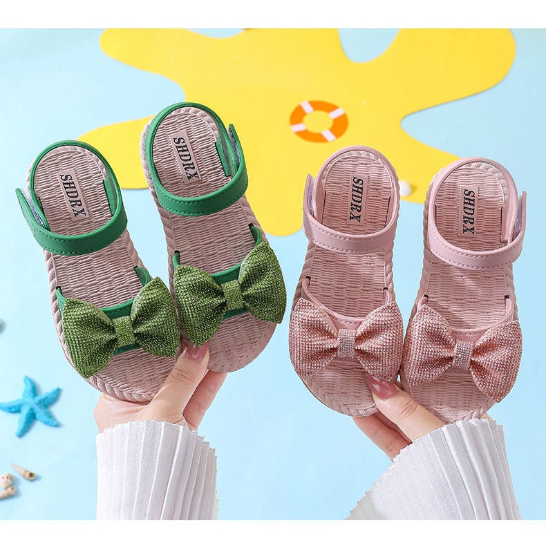 Girls Sandals Summer New Big Kids Casual Flat Soft Bottom Princess Shoes All-match Little Girl Beach Shoes