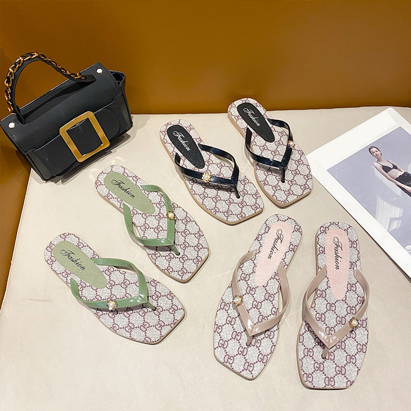 Summer sandals, beach sandals, fashionable women's slippers, outdoor slippers, casual flip flops for women